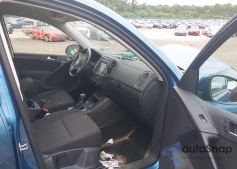 2018 Volkswagen Tiguan Limited 2.0T из США, поврежденный, VIN WVGAV7AX9JK004270